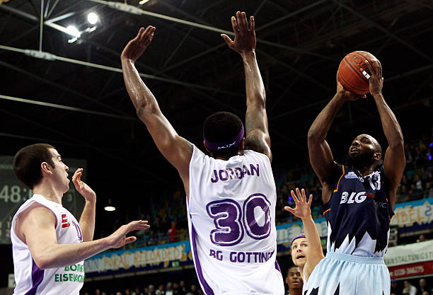 员在关键比 员在关键比