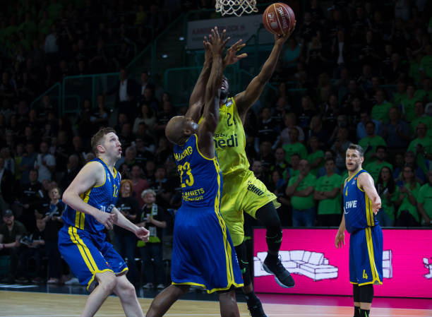 三分战术 三分战术